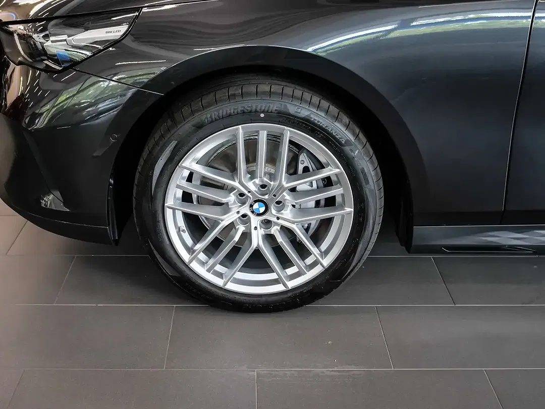 BMW 540 - Thumbnail 5