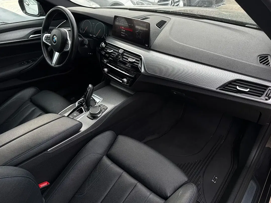 BMW 520 - Thumbnail 15