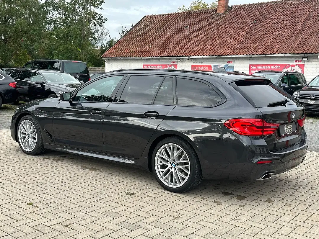 BMW 520 - Thumbnail 3