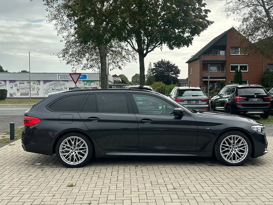 BMW 520 - Thumbnail 6