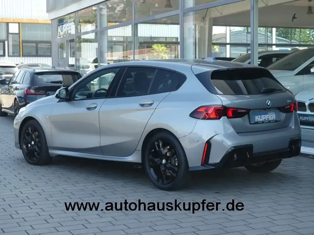 BMW 120 - Thumbnail 3