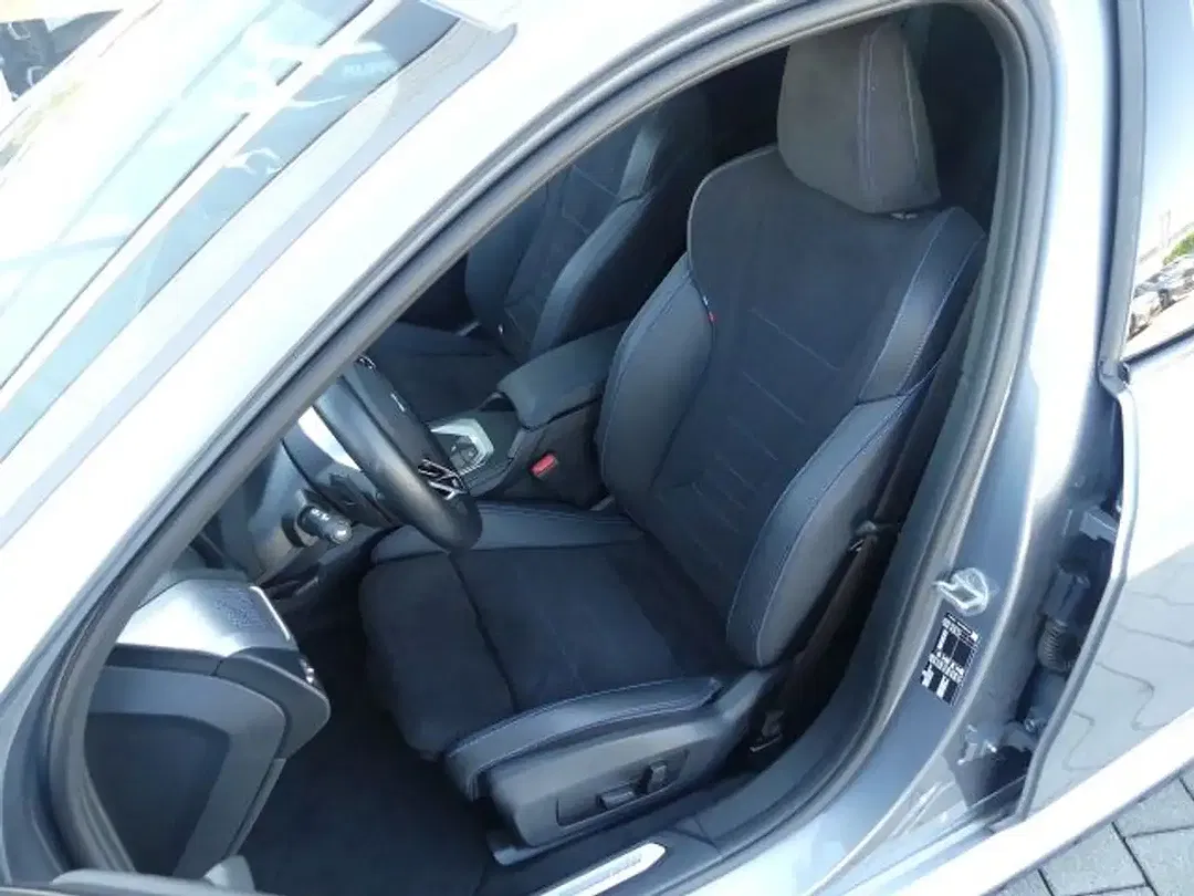 BMW 120 - Thumbnail 9