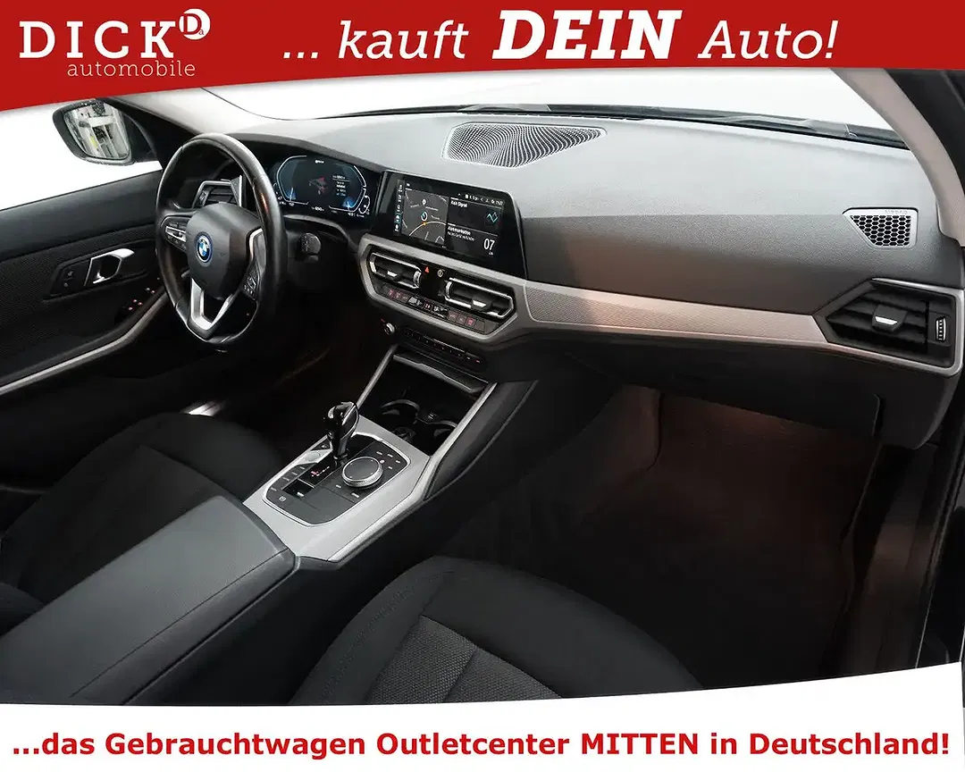 BMW 320 - Thumbnail 12