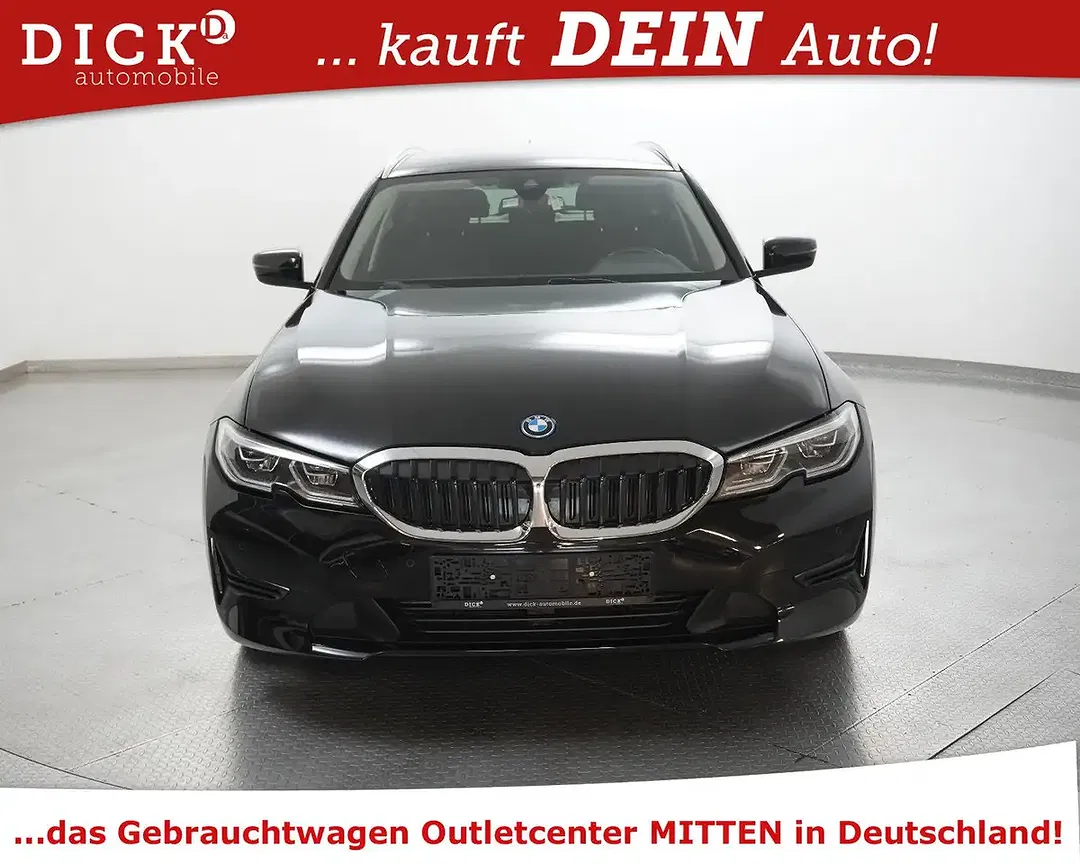 BMW 320 - Thumbnail 3