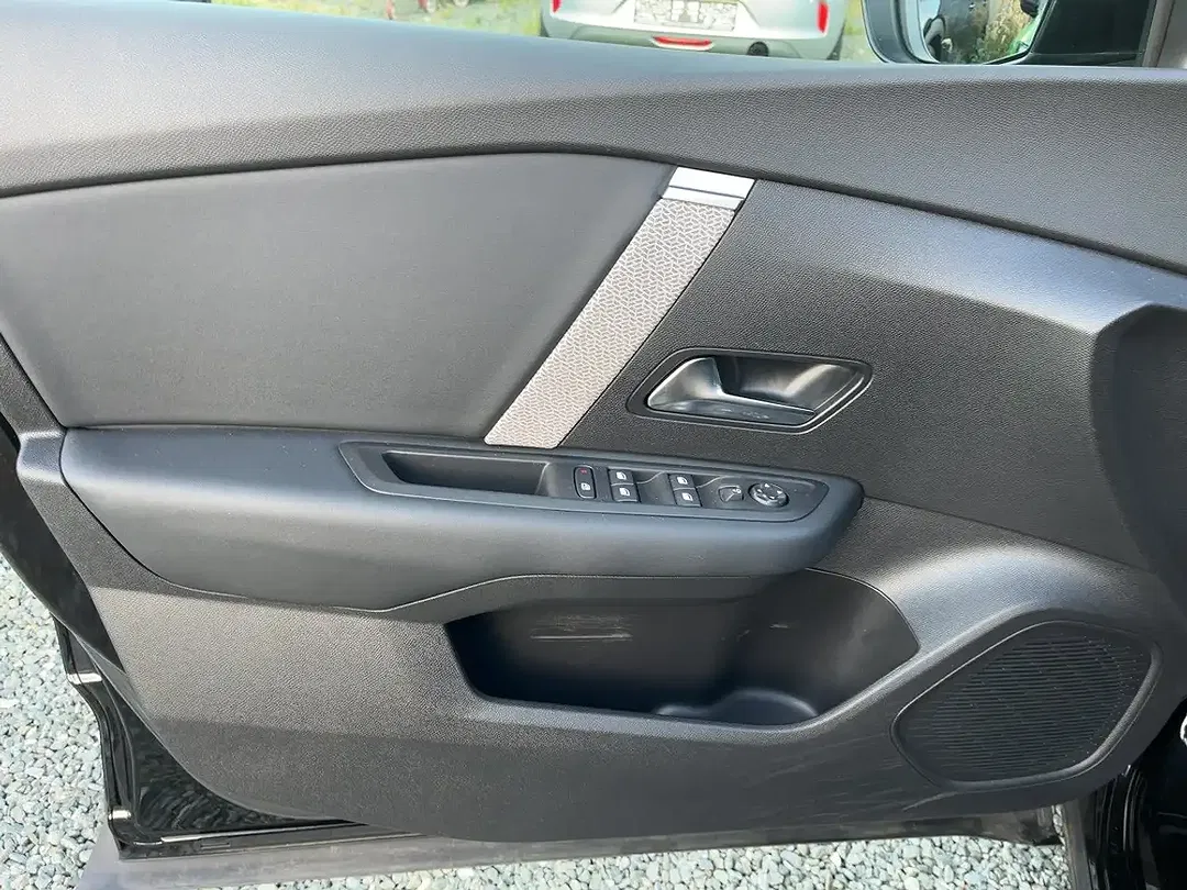 Citroen C4 X - Thumbnail 13