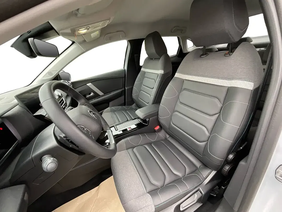 Citroen C4 X - Thumbnail 11