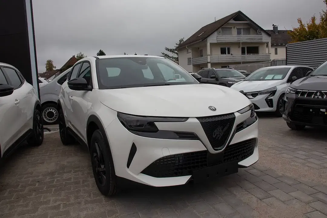 Alfa Romeo Junior - Thumbnail 1