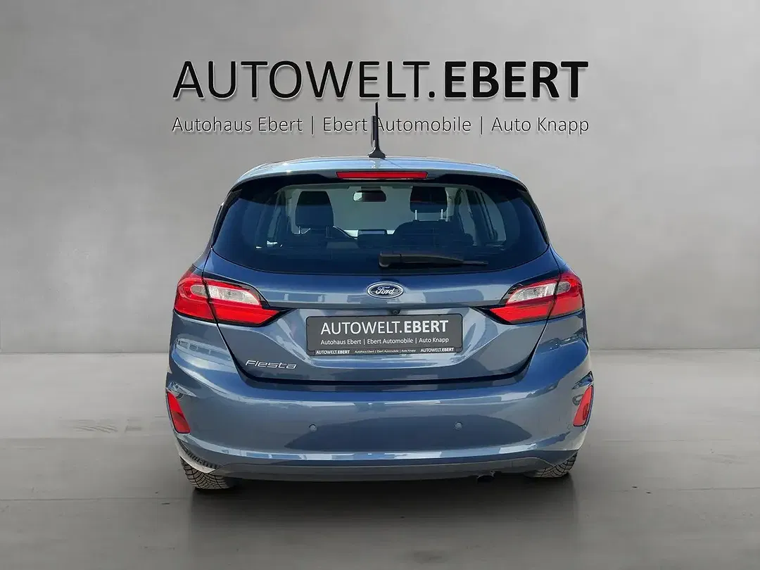 Ford Fiesta - Thumbnail 4