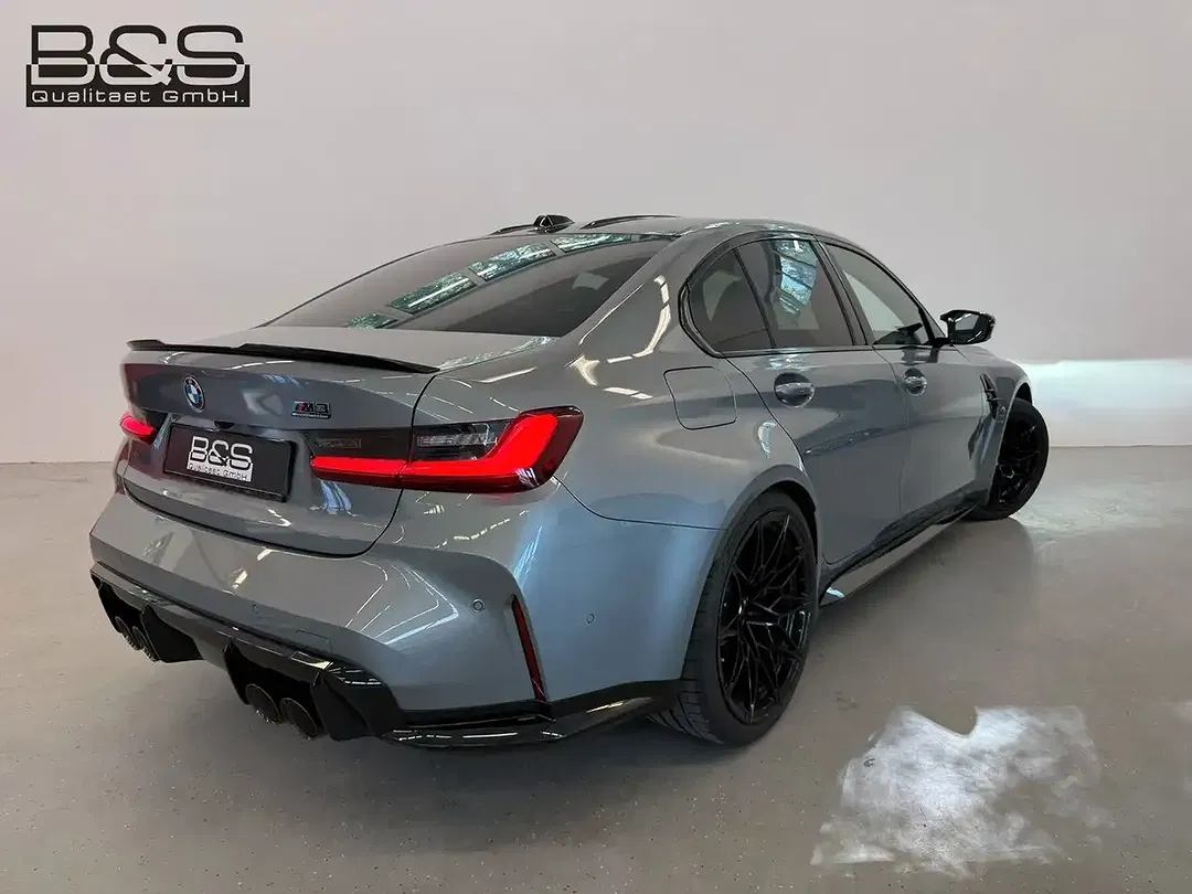 BMW M3 - Thumbnail 6