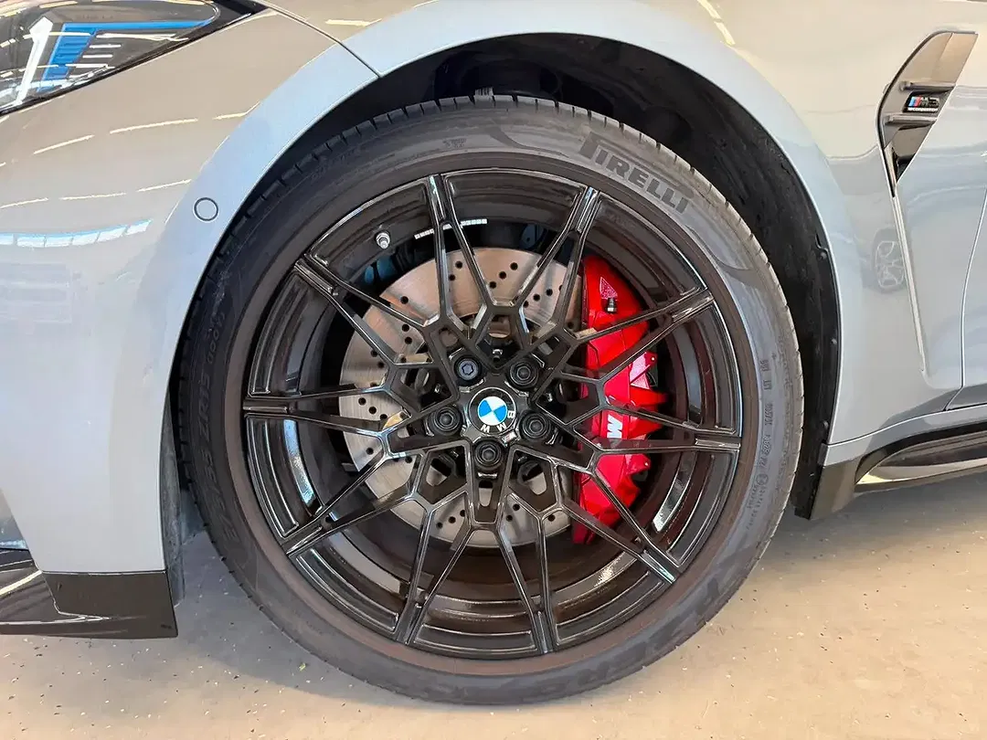 BMW M3 - Thumbnail 9