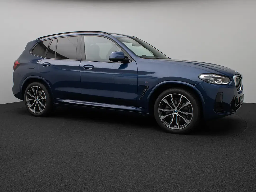BMW X3 - Thumbnail 4