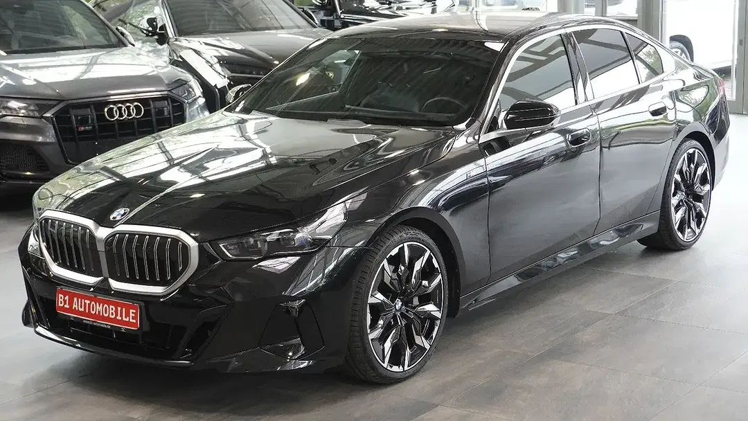 BMW 540 - Thumbnail 1