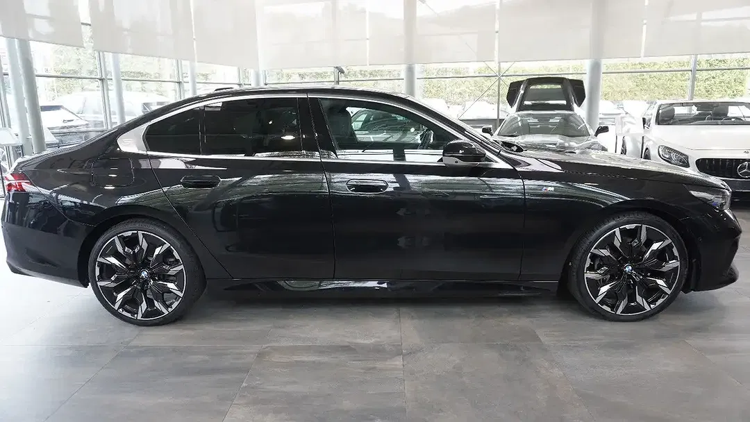 BMW 540 - Thumbnail 4