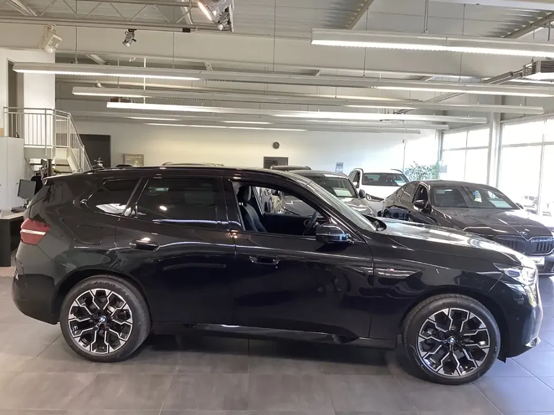 BMW X3 - Thumbnail 6