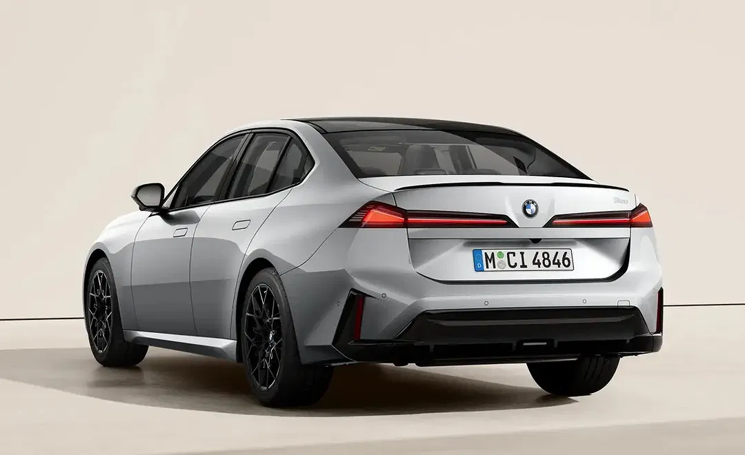 BMW 320 - Thumbnail 4