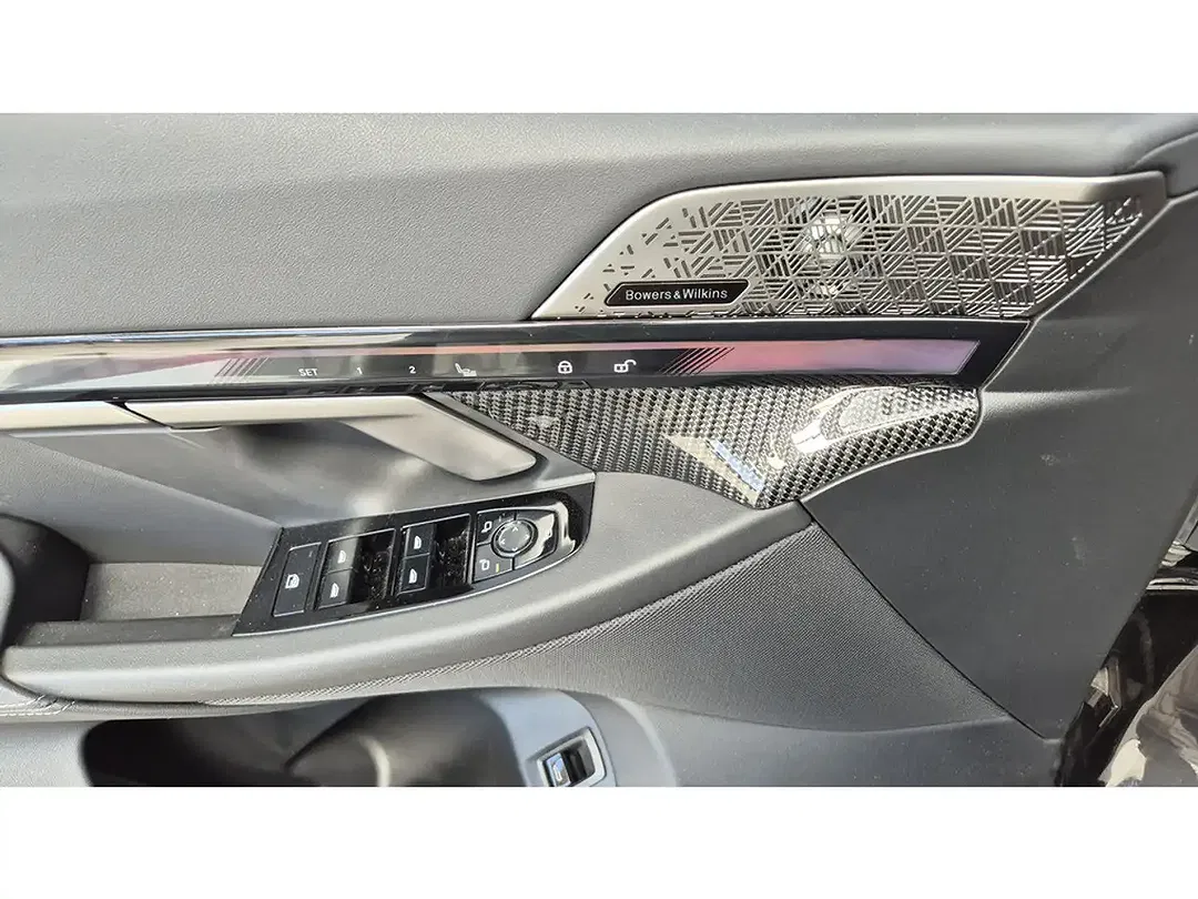BMW 520 - Thumbnail 13