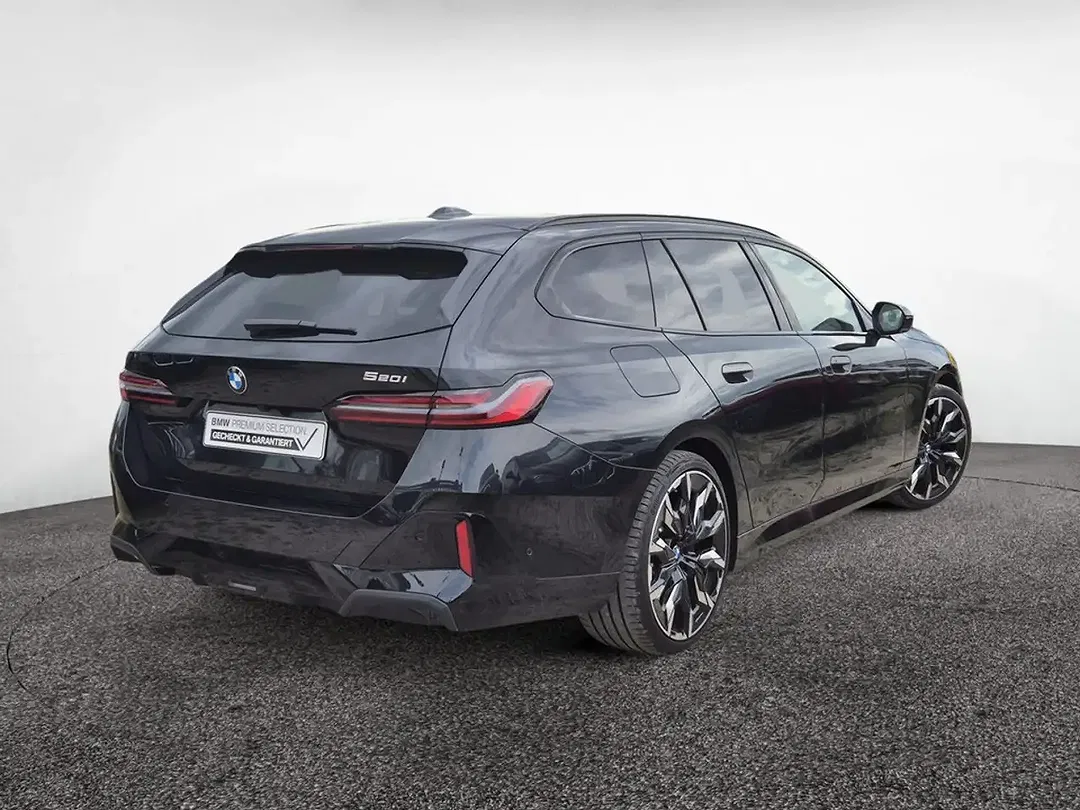BMW 520 - Thumbnail 6