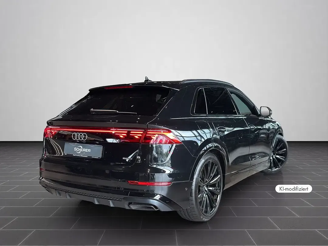 Audi Q8 - Thumbnail 2