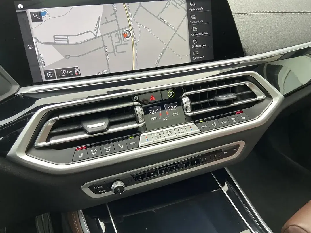 BMW X5 - Thumbnail 12