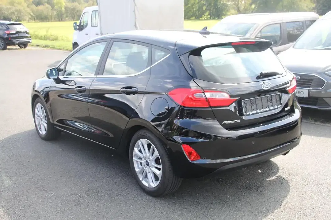 Ford Fiesta - Thumbnail 8
