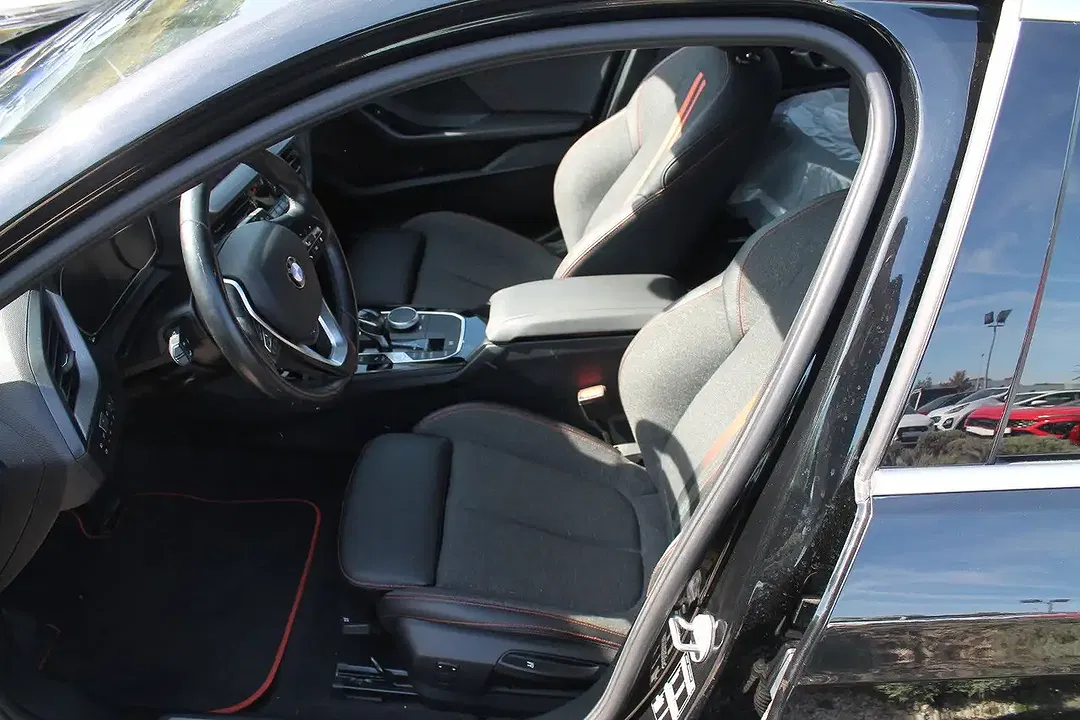 BMW 118 - Thumbnail 10