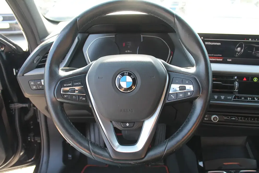 BMW 118 - Thumbnail 12
