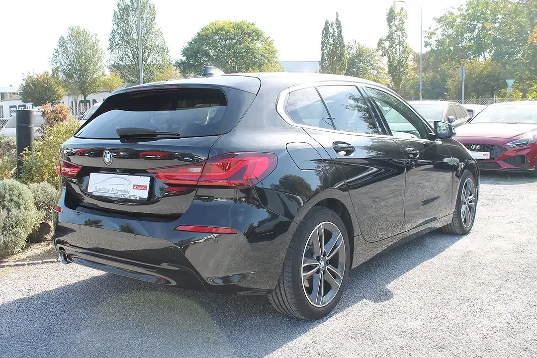 BMW 118 - Thumbnail 3