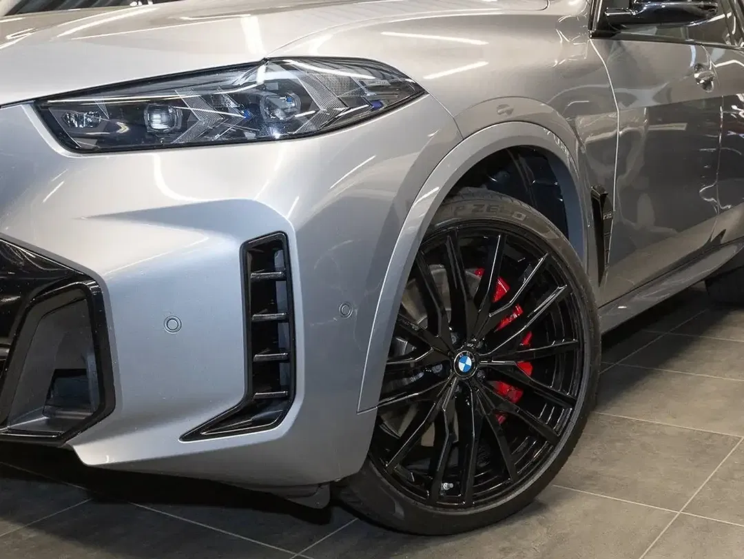 BMW X5 - Thumbnail 3