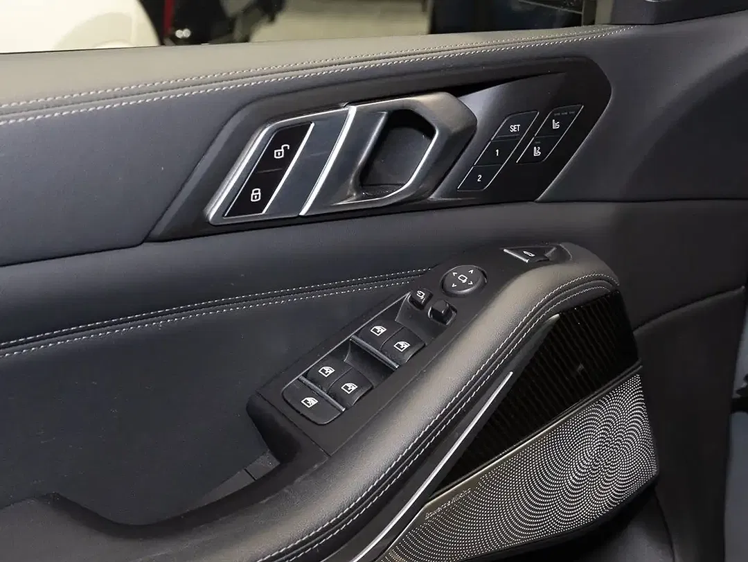 BMW X5 - Thumbnail 5