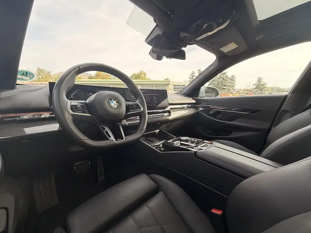 BMW 520 - Thumbnail 14