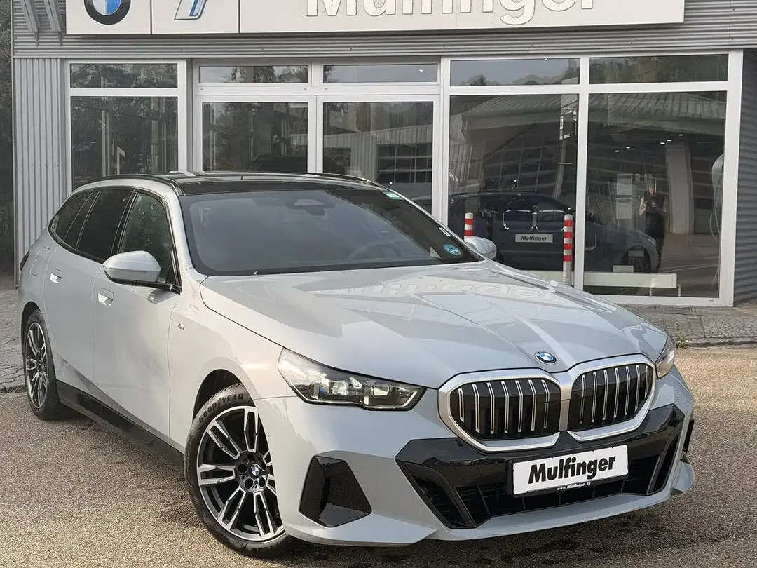 BMW 520 - Thumbnail 2