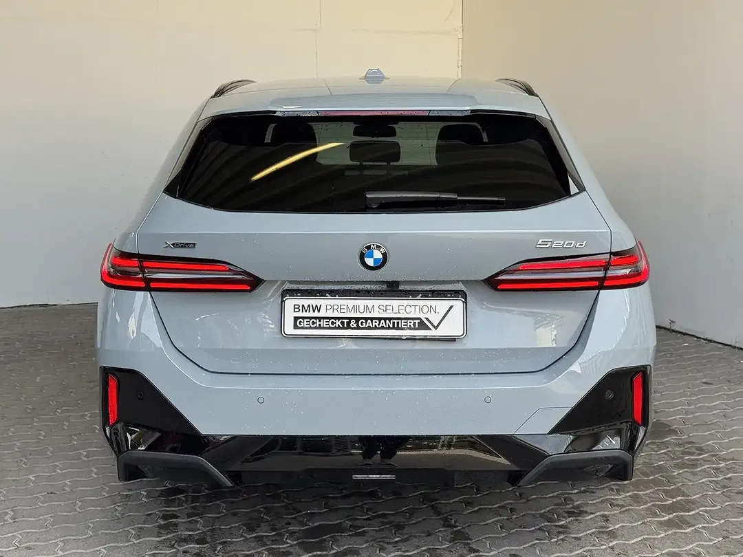 BMW 520 - Thumbnail 4
