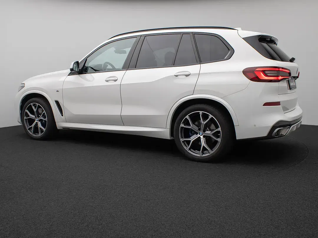 BMW X5 - Thumbnail 10