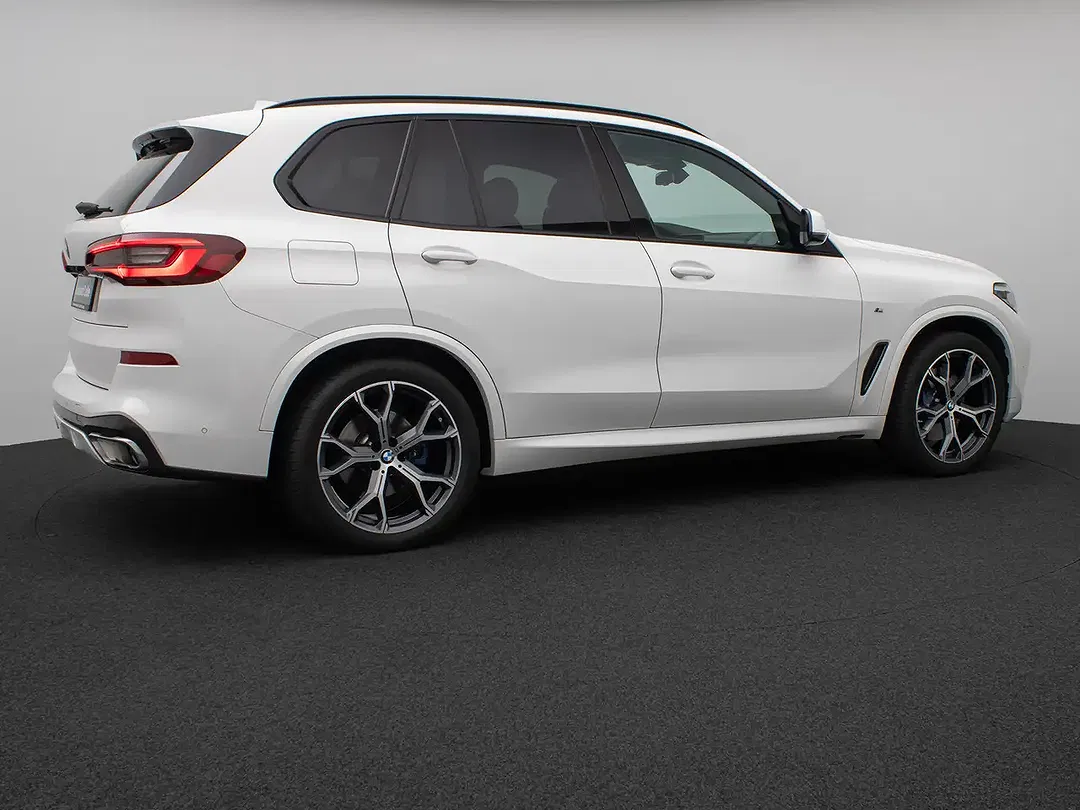 BMW X5 - Thumbnail 6