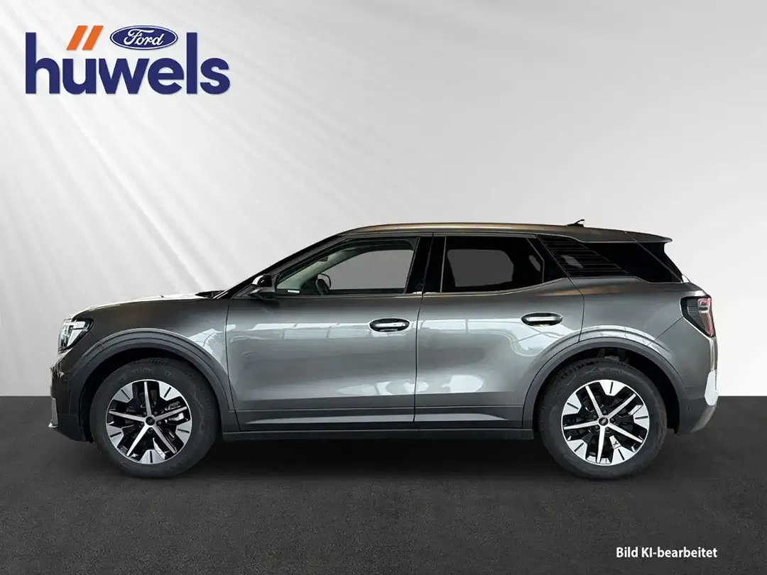 Ford Explorer - Thumbnail 2