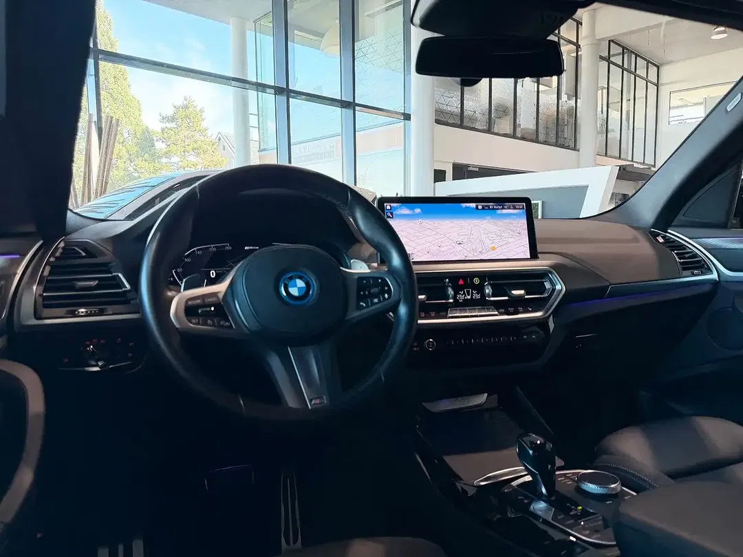 BMW X3 - Thumbnail 4