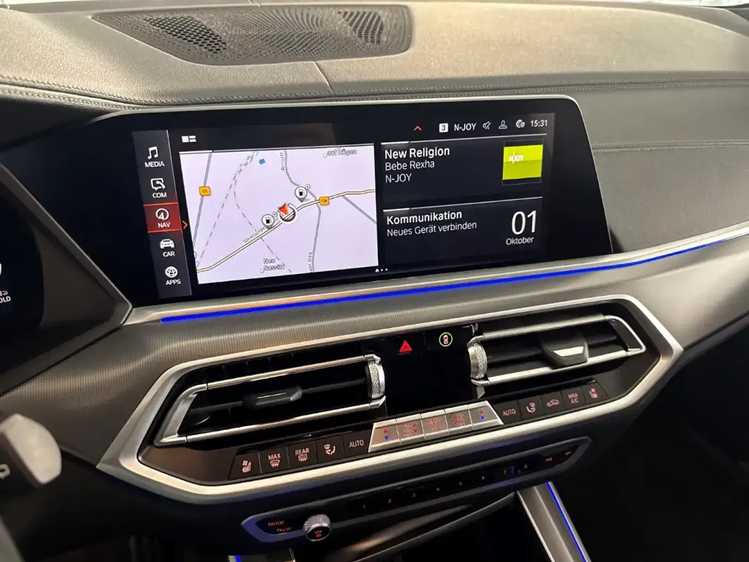 BMW X5 - Thumbnail 10