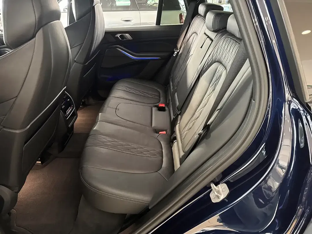 BMW X5 - Thumbnail 9