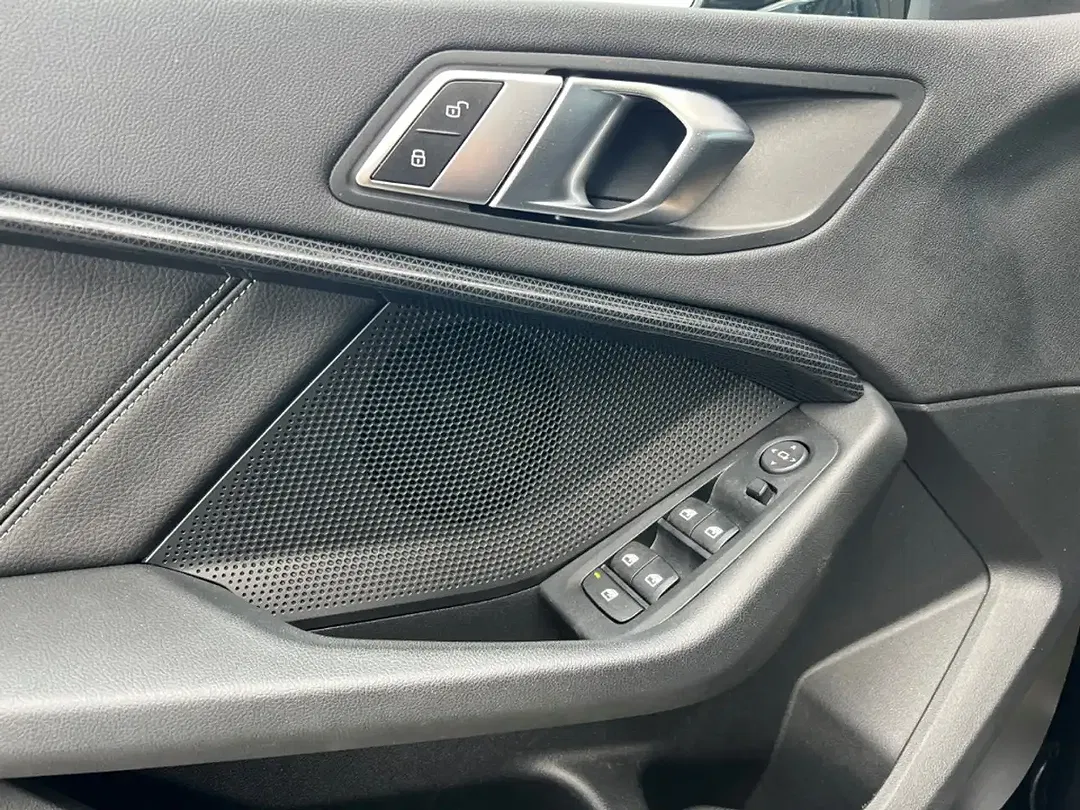 BMW 118 - Thumbnail 12
