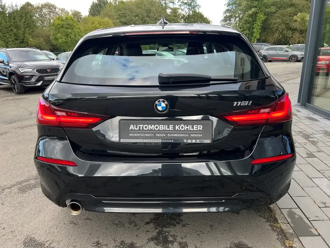 BMW 118 - Thumbnail 5