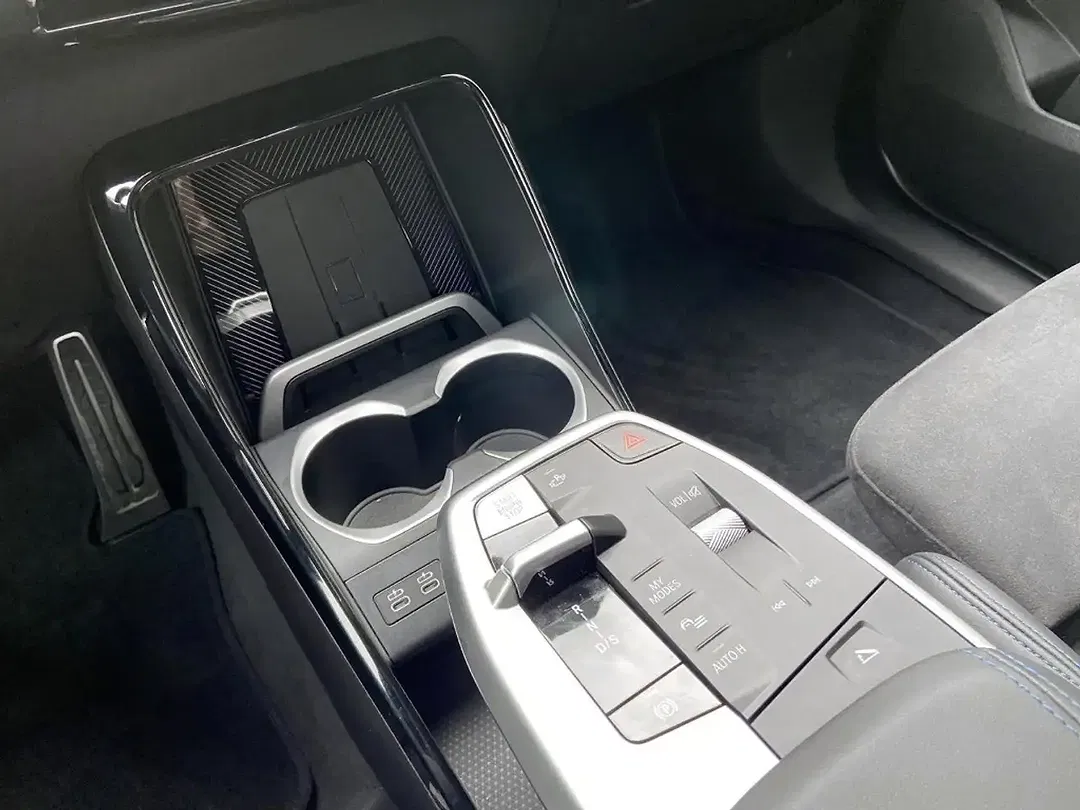 BMW X1 - Thumbnail 13