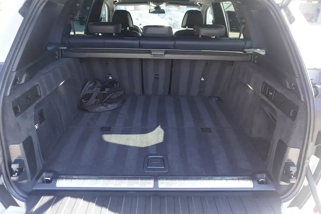 BMW X5 - Thumbnail 10