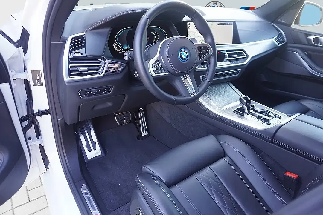 BMW X5 - Thumbnail 2