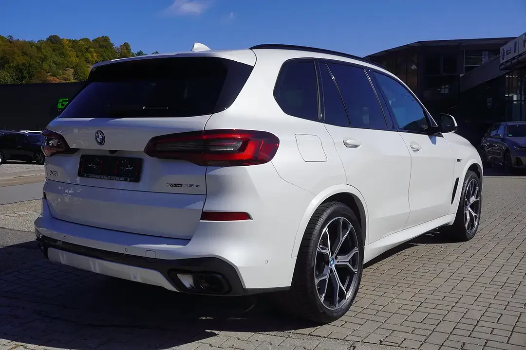 BMW X5 - Thumbnail 8