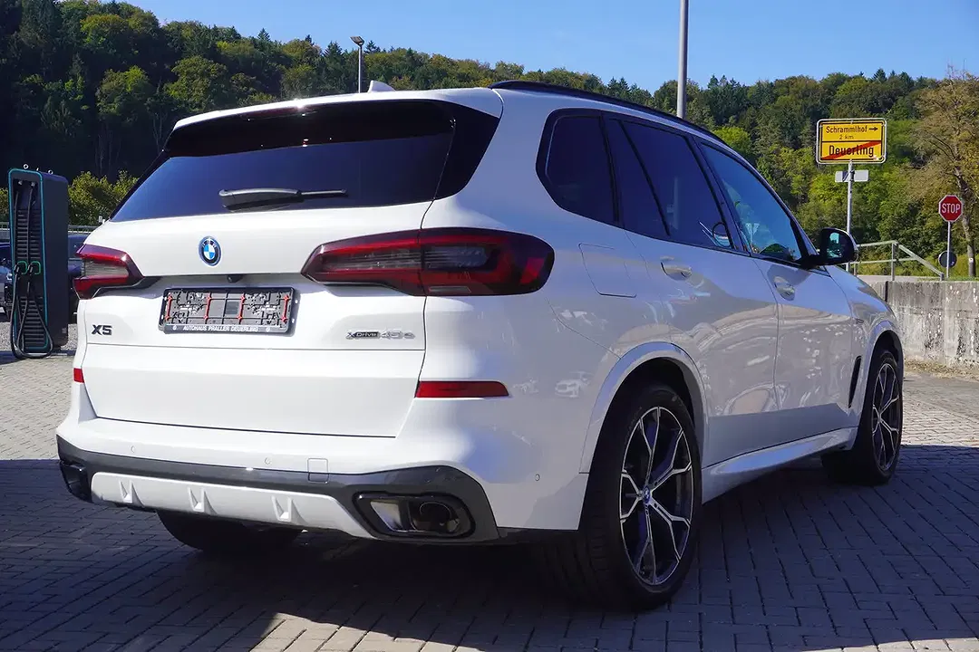 BMW X5 - Thumbnail 9