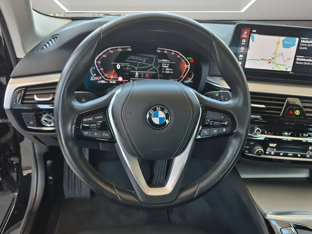 BMW 530 - Thumbnail 10