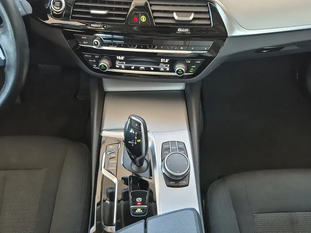 BMW 530 - Thumbnail 15