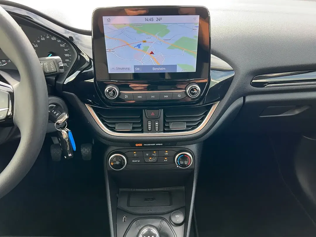 Ford Fiesta - Thumbnail 12
