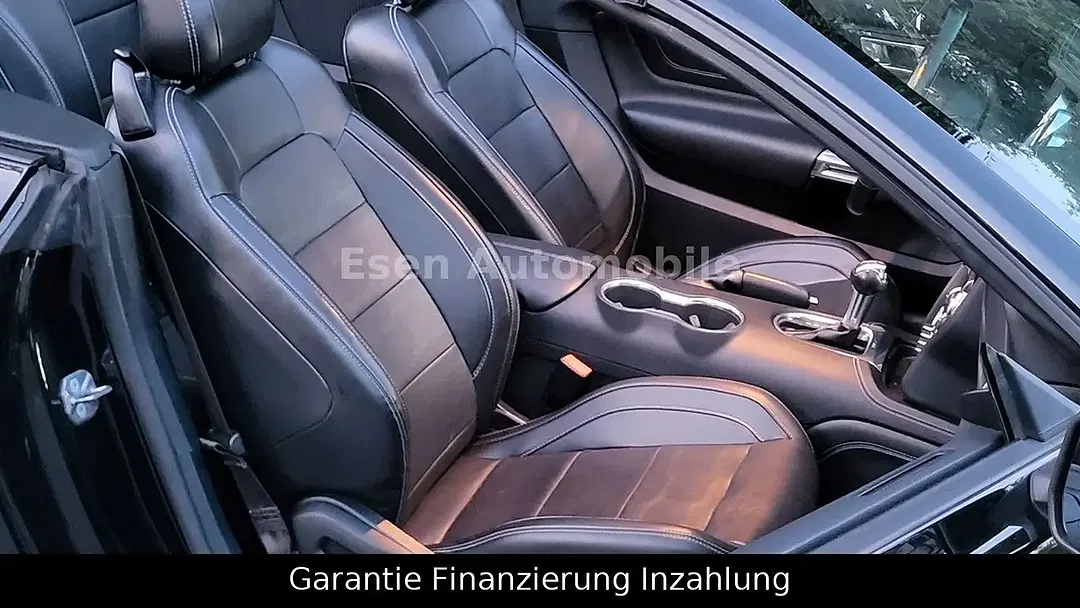 Ford Mustang - Thumbnail 13
