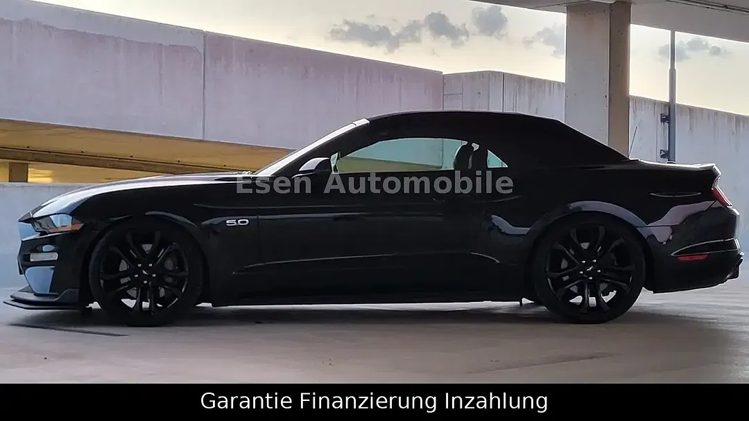 Ford Mustang - Thumbnail 4